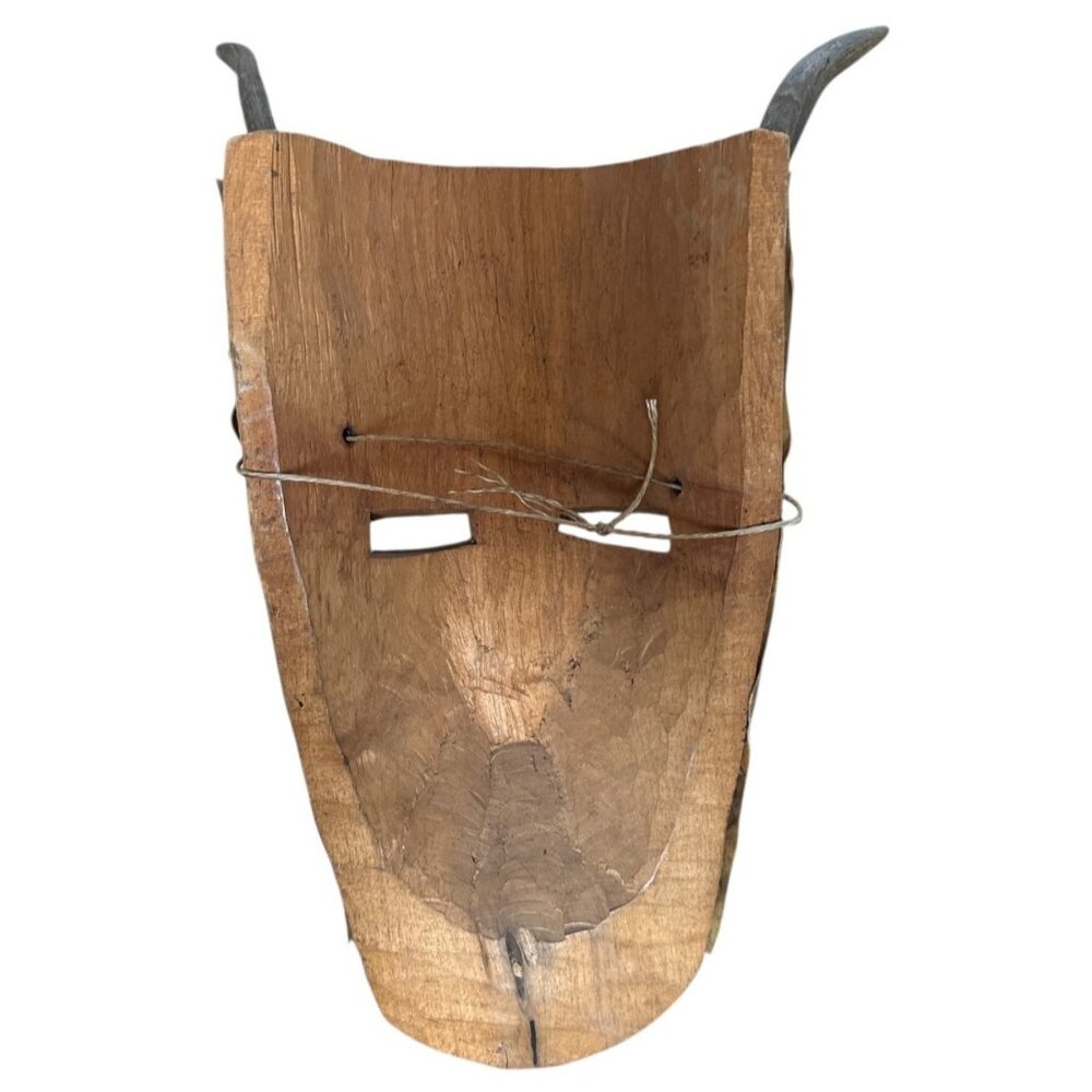 Vintage Hand-Carved African Wooden Mask with Horns – Tribal Wall Art - Picture 4 of 4